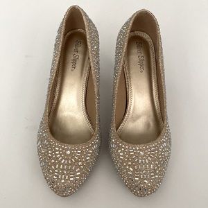 Gold Sparkling Pumps